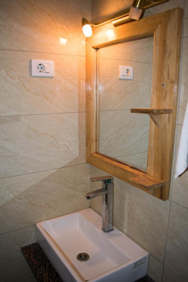 Choice Guest House 2 Adis Abeba Exterior foto